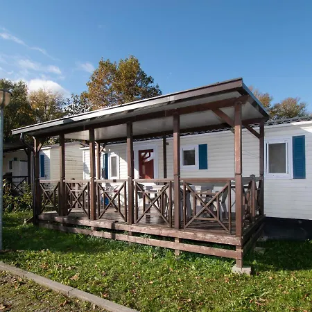 Κάμπινγκ Class 3*